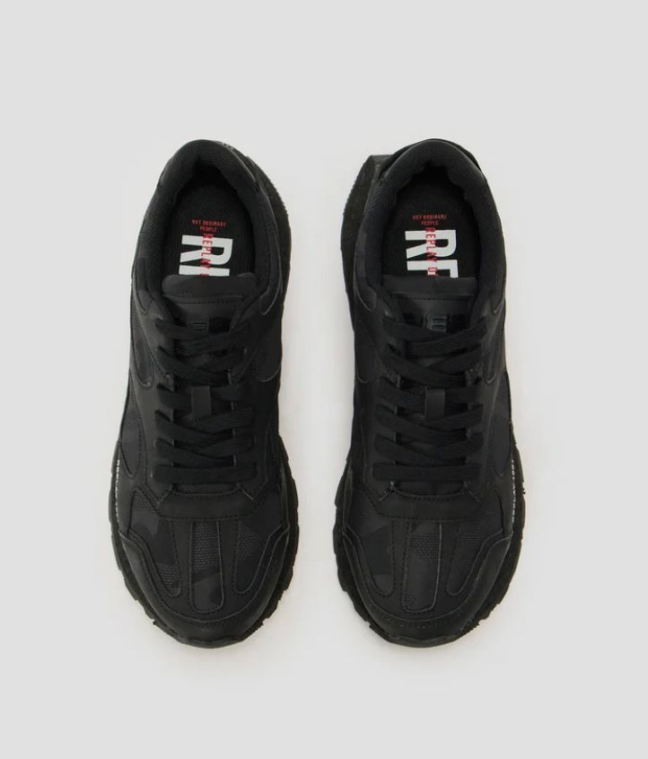 Replay - Black Shoes
